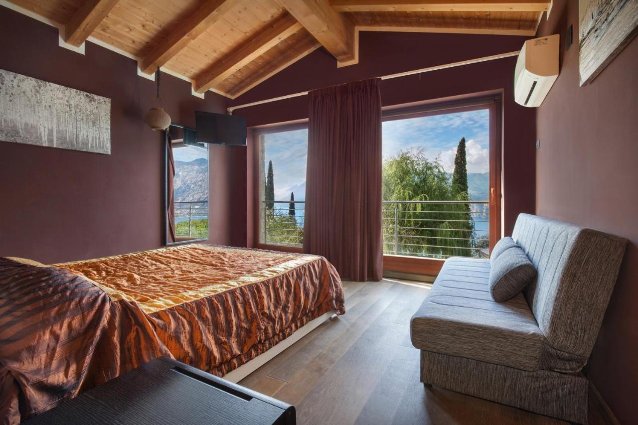 Villa Cipressi - Luxuri Lounge - Мальчезине Экстерьер фото